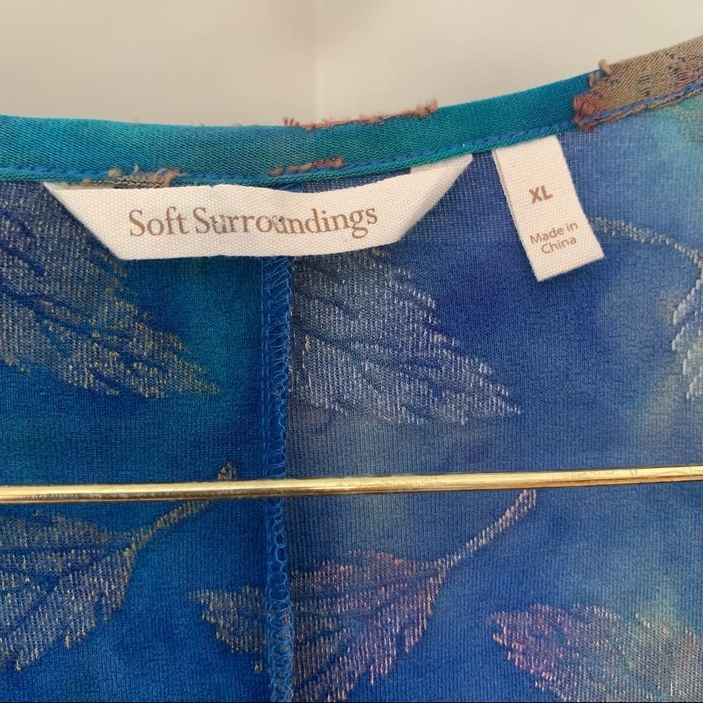 Soft Surroundings Multi-Color Leaf-Print Tunic - Picture 3 of 14